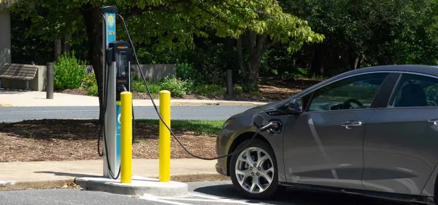 Electric Vechicle charging at the North Carolina Zoo, sustainability, environmentally friendly