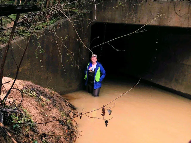 Wendy in dangerous culvert